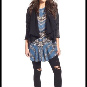 EUC FREE PEOPLE BLACK DRAPE FRONT COATED JACKET  6